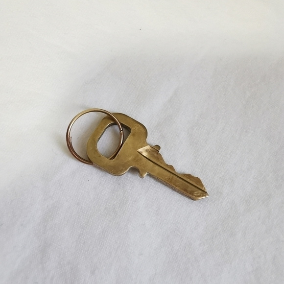 AUTHENTIC Louis Vuitton KEY only #316 - Picture 3 of 3